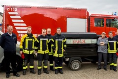 Die sieben Ausbilder mit Kreisausbildungsleiter Lutz Mahlstedt sowie Dario Franco.