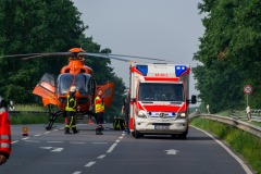 Der Rettungshubschrauber an der Einsatzstelle.