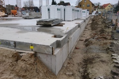 06.12.2017 - Fortlaufende Bauarbeiten am Tage nach der Grundsteinlegung.