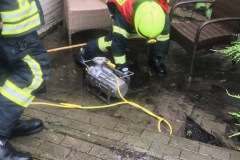 Schmutzwasserpumpe im Einsatz.
