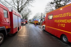 Einsatzkräfte an der Einsatzstelle.