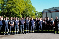 Gruppenfoto der Ausbilder und Teilnehmer.
