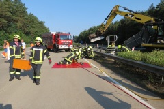 Blick auf die Einsatzstelle auf der BAB.