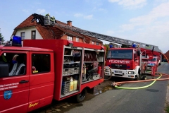 Einsatzkräfte an der Einsatzstelle.