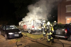 Brandbekämpfung unter Atemschutz.