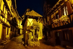 Eguisheim bei Nacht.