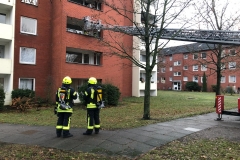 Einsatzkräfte am Schwarzen Berg.