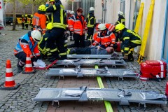 Rettungskräfte von Deutschem Roten Kreuz, Johannitern und Landkreis Rettungsdienst betreuten die Verletzten am norderstädtischen Markt.