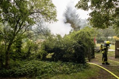Starke Rauch- und Qualentwicklung während des Brandes und der anschließenden Löscharbeiten.