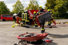 Sonderausbildung zum Thema Verkehrsunfallrettung.