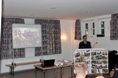 Jugendfeuerwehrwart Christian Müller führte durch den Festkommers.