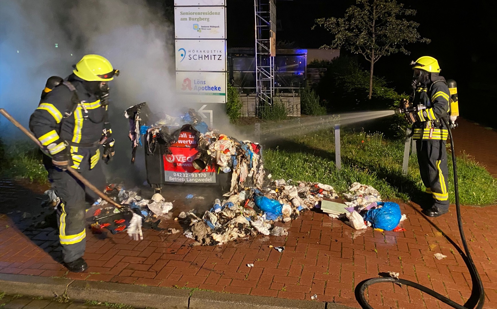 Löscharbeiten unter Atemschutz