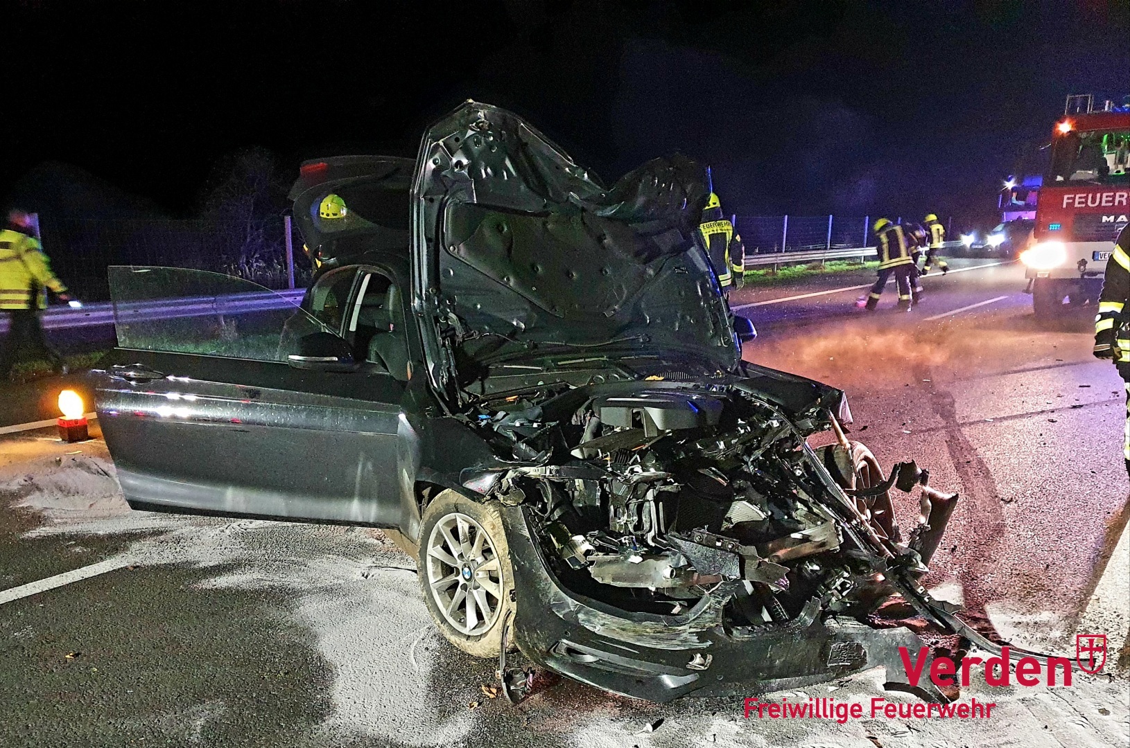 Einer der beiden beteiligten PKW.