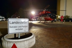 Der gelandete Hubschrauber am Verdener Krankenhaus.