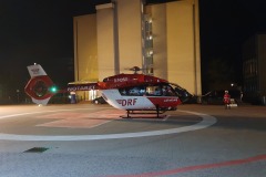 Der gelandete Hubschrauber am Verdener Krankenhaus.