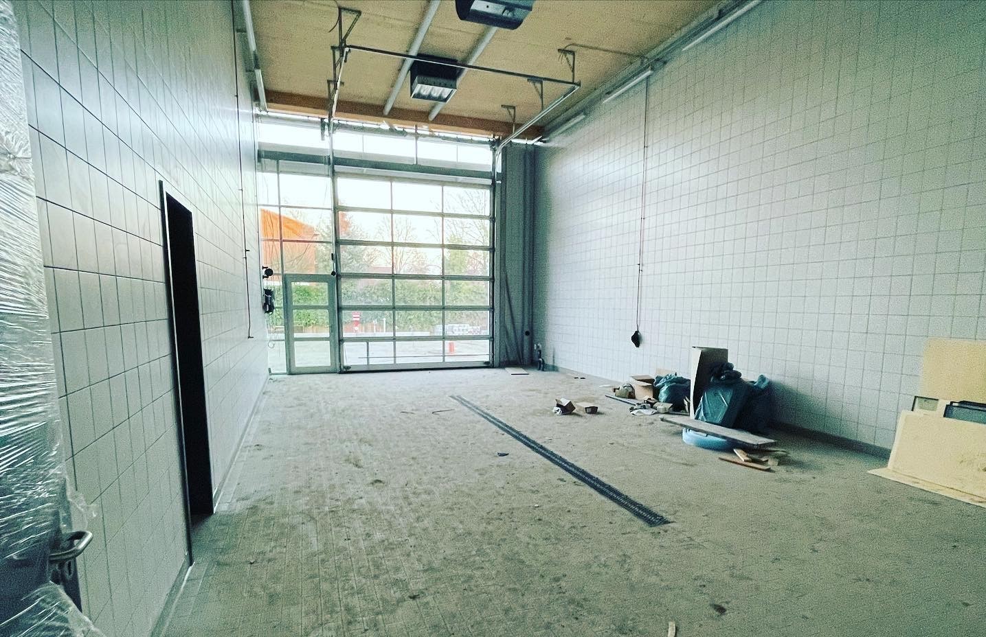 11.12.2021 - Blick in die künftige Waschhalle.