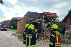 Einsatzkräfte vor Ort.