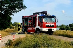 Löschmaßnahmen werden eingeleitet.