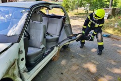 Neben der "großen Seitenöffnung"  ...