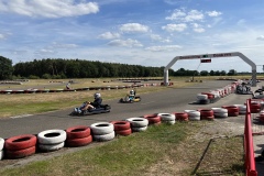 Kartfahren auf dem Emslandring.