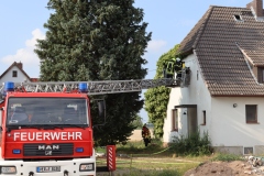 Die Verdener Drehleiter im Einsatz.