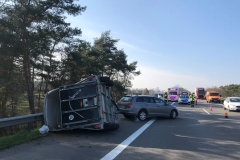 Unfall auf der A27 mit einem Pferdeanhänger.