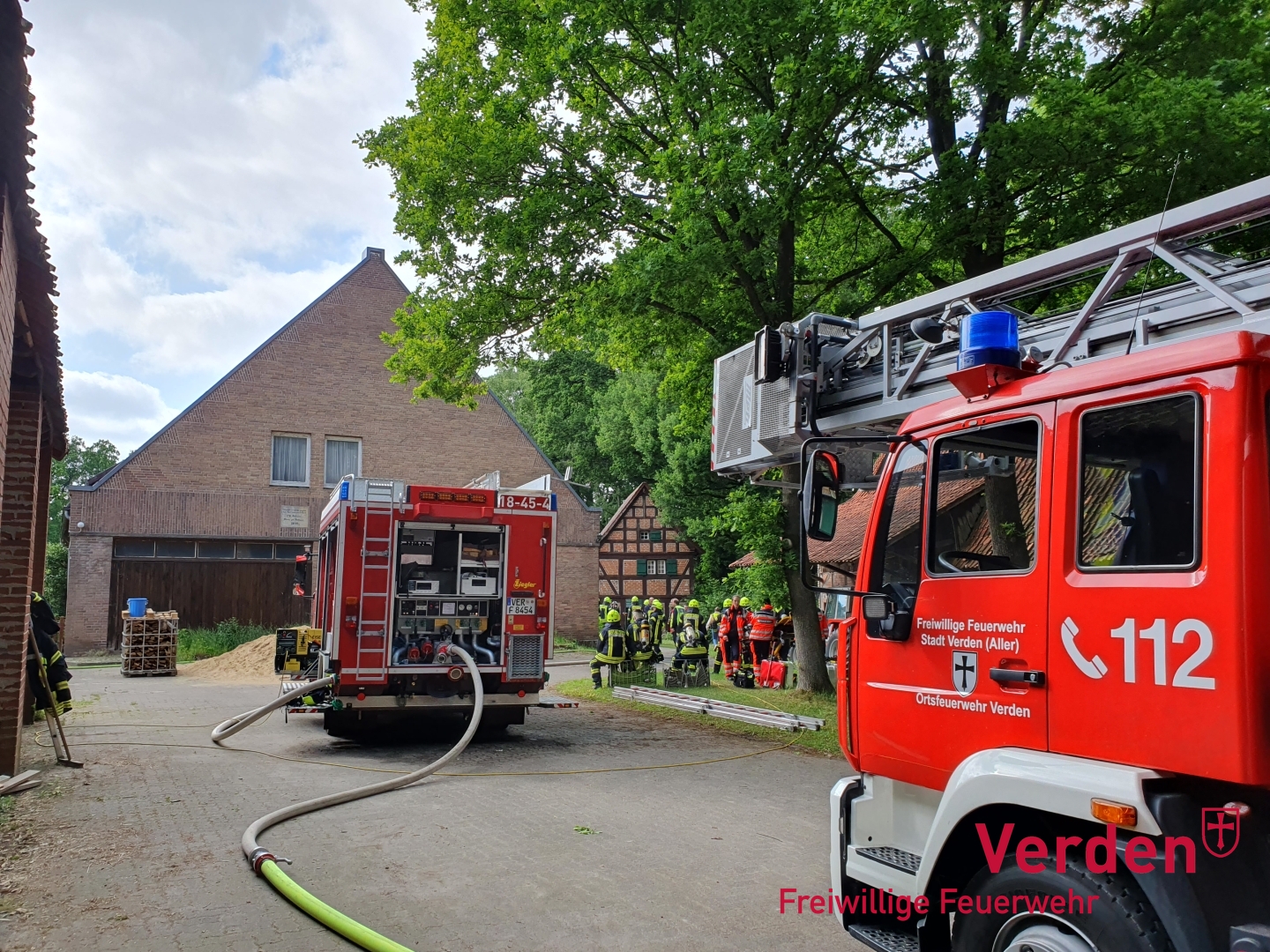 Zimmerbrand in einem ehemaligen Bauernhof.