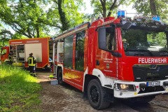 Einsatzkräfte an der Einsatzstelle.