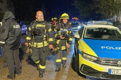 EInsatzkräfte vor Ort.