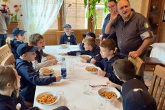 Zum Abschluss gab es für jeden Nudeln und Pizza.