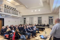 Gemeinsamer Rückblick auf das Jahr 2023 mit Vertretern aus Rat und Verwaltung sowie den acht Ortsfeuerwehren.