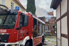 Blick auf die Löscharbeiten.