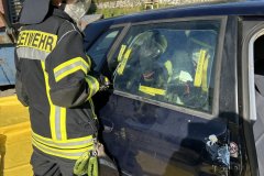 Thementag Verkehrsunfallrettung bei den Waller Feuerwehrfrauen.