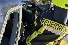 Thementag Verkehrsunfallrettung bei den Waller Feuerwehrfrauen.
