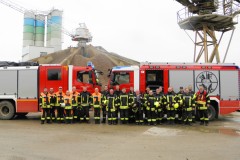 Gemeinsames Abschlussfoto aller Teilnehmenden.