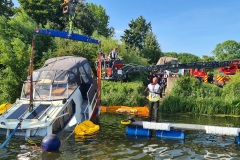 Einsatz \"gekentertes Sportboot\" in Dörverden.