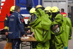 Einsatzübung Ammoniakaustritt – Einweisung der Einsatzkräfte.