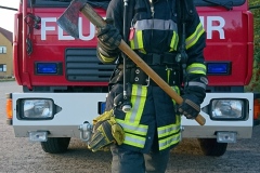 Die HuPF-Einsatzbekleidung für den Brandeinsatz und Innenangriff - sie schützt die Einsatzkräfte auch bei direkter Einwirkung von Feuer.